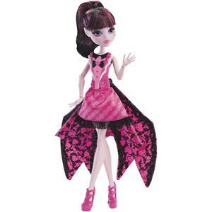 Monster High Ghoul-To-Bat Transformation Draculaura Doll