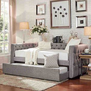 HomeVance Vanderbilt Tufted Trundle Twin Day Bed