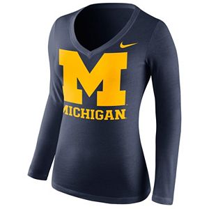 Women's Nike Michigan Wolverines Logo V-Neck Tee