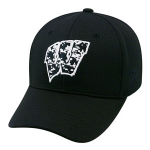 Adult Top of the World Wisconsin Badgers Digi One-Fit Cap